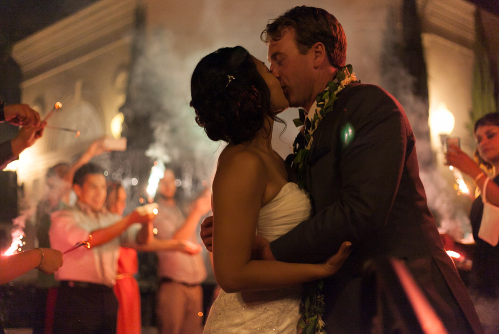 sparkler kiss